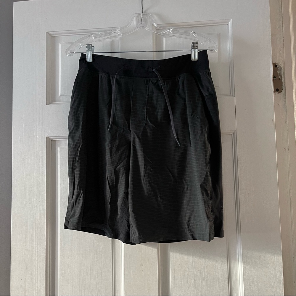 Lululemon Black Athletic Shorts Size Medium